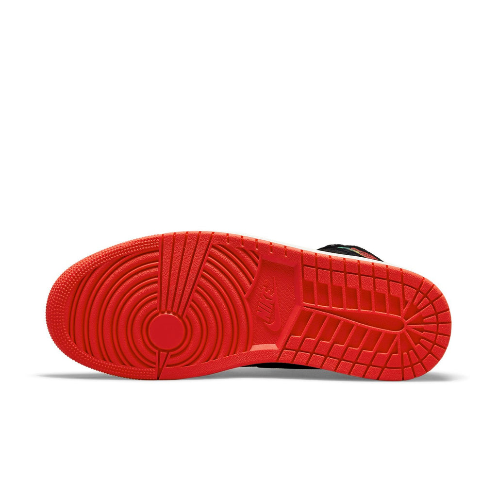 Air Jordan 1 Mid SE 'SiEMPRE Familia' DN4904-001