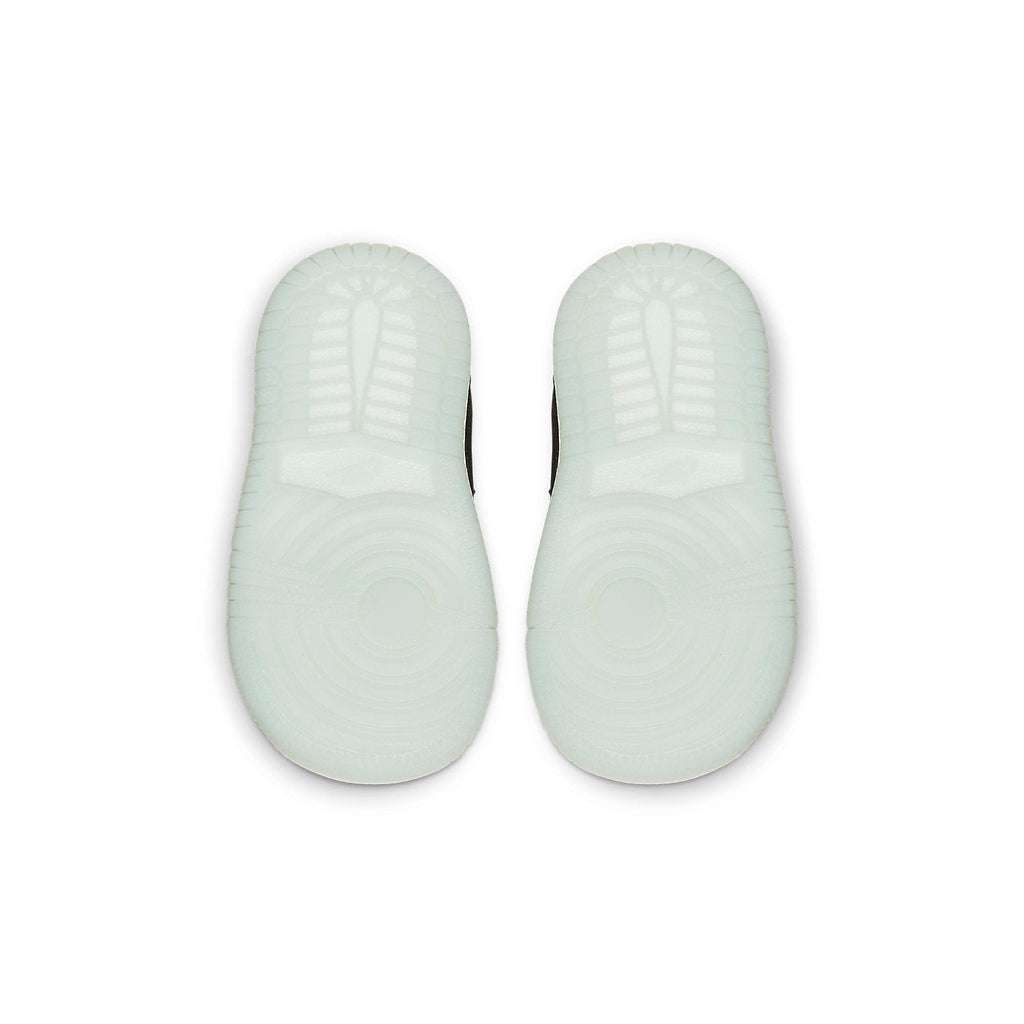 (TD) Air Jordan 1 Mid SE 'Glow in the Dark Panda' BQ6933-103