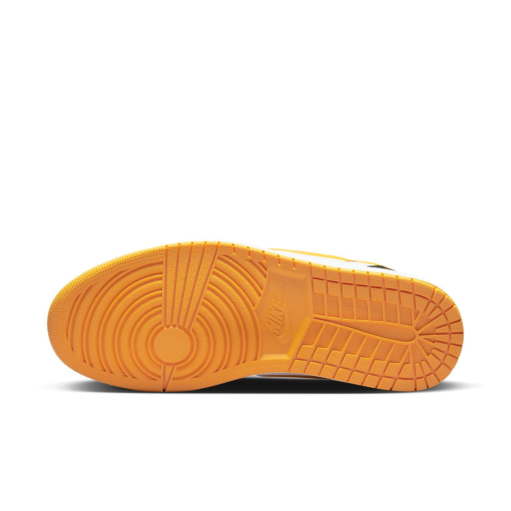 Air Jordan 1 Low FlyEase 'White Taxi' DM1206-107