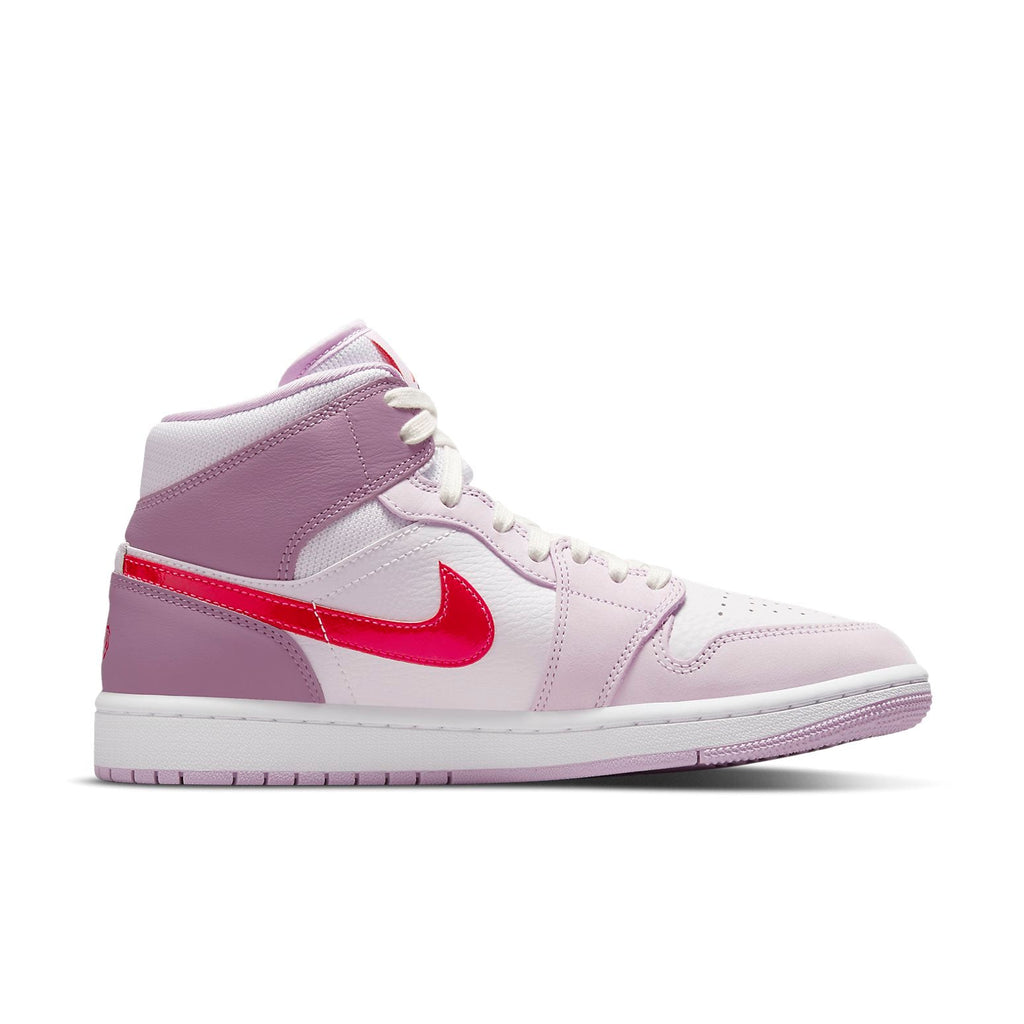 (WMNS) Air Jordan 1 Mid 'Valentine's Day' DR0174-500