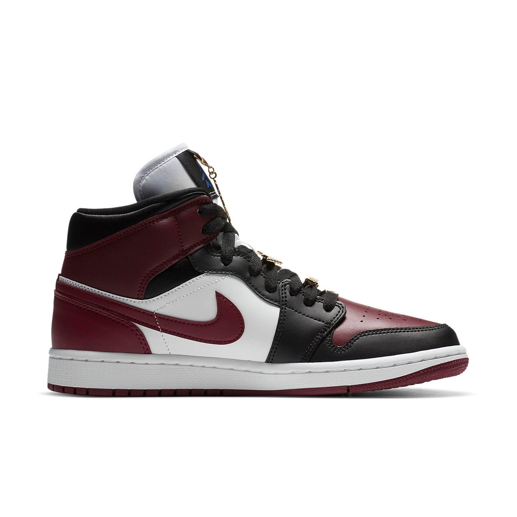 (WMNS) Air Jordan 1 Mid SE 'Gold Pendants' CZ4385-016