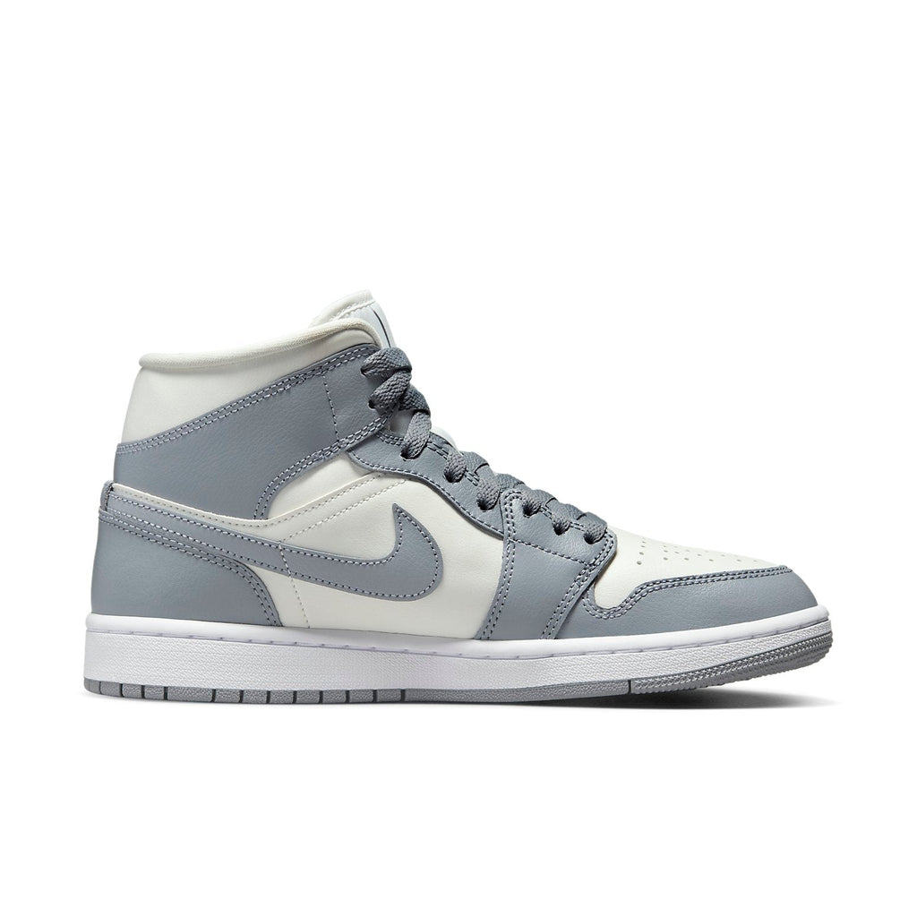 (WMNS) Air Jordan 1 Mid 'Stealth' BQ6472-115