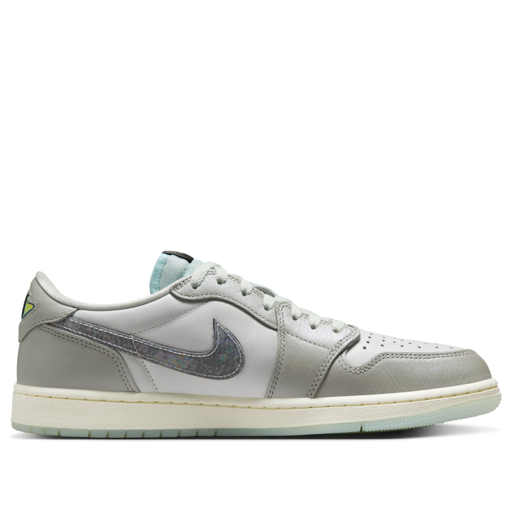 Air Jordan 1 Retro Low OG 'Year of the Snake' HF3144-100
