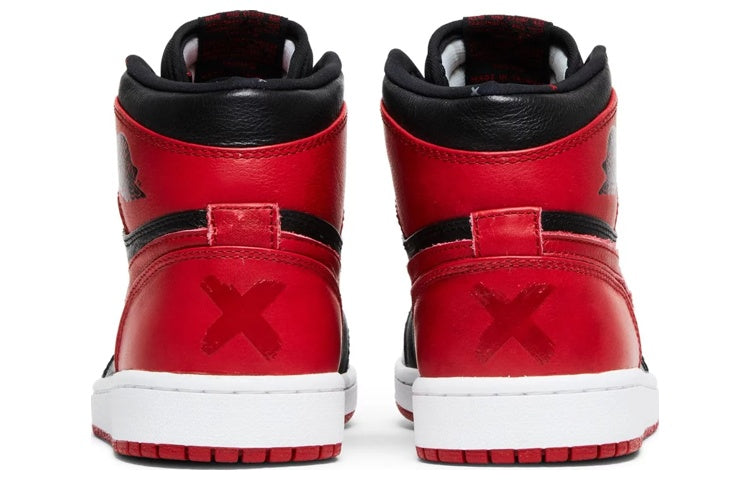 Air Jordan 1 Retro High 'Banned' 2011 432001-001