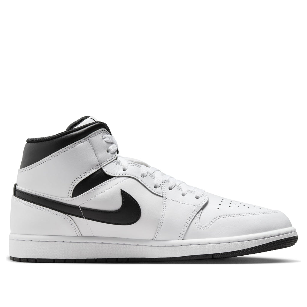 Air Jordan 1 Mid 'White Black' DQ8426-132