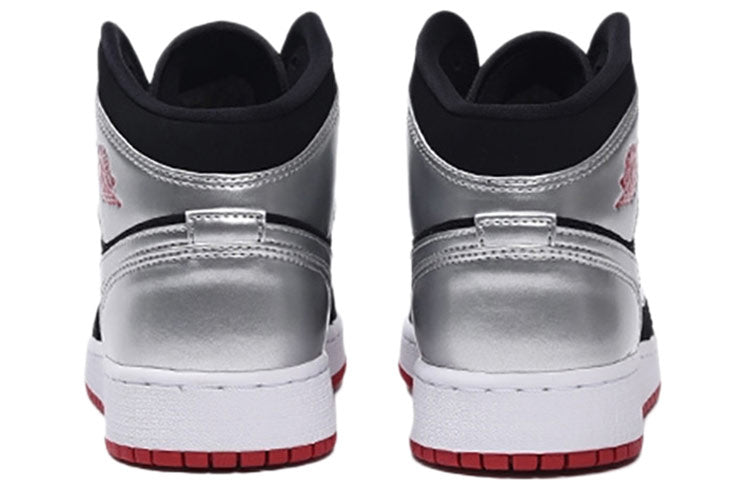 (GS) Air Jordan 1 Retro Mid 'Johnny Kilroy' 554725-057