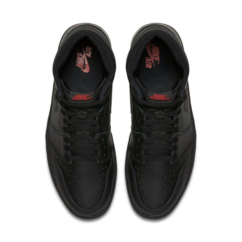 Air Jordan 1 Retro High OG 'Triple Black' 555088-022