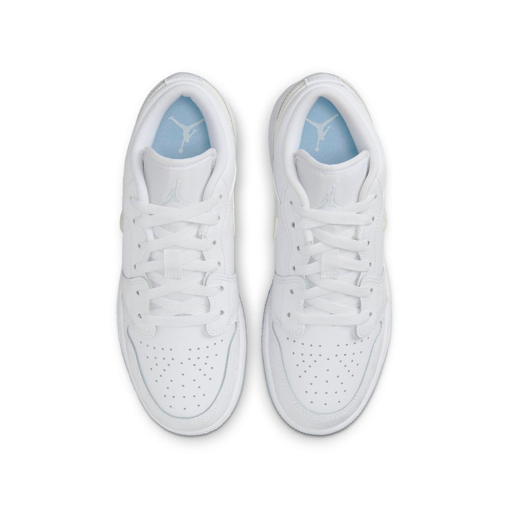 (GS) Air Jordan 1 Low 'Glitter Swoosh' FQ9112-100