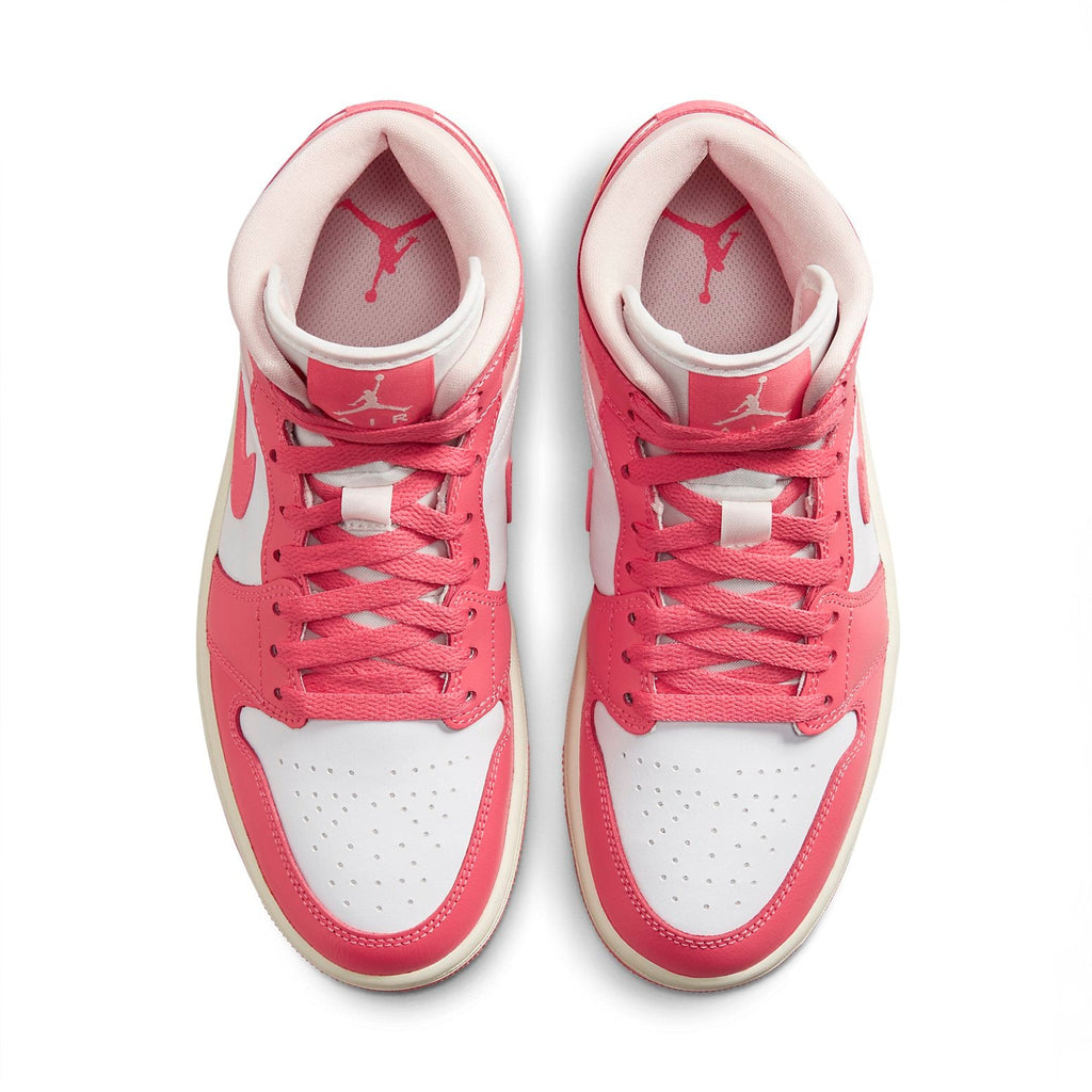 (WMNS) Air Jordan 1 Mid 'Strawberries and Cream' BQ6472-186