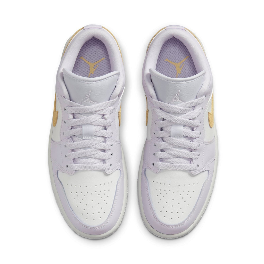(WMNS) Air Jordan 1 Low 'Barely Grape' DC0774-501