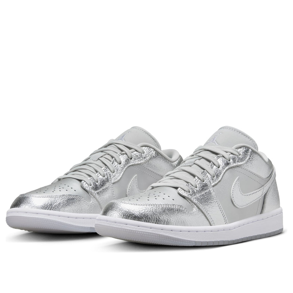 (WMNS) Air Jordan 1 Low SE 'Metallic Silver' FN5030-001