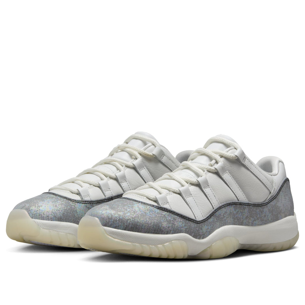 Air Jordan 11 Retro Low 'Year of the Snake' HQ7000-001