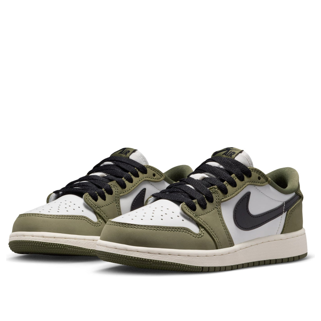 (GS) Air Jordan 1 Retro Low OG 'Medium Olive' HQ6999-200