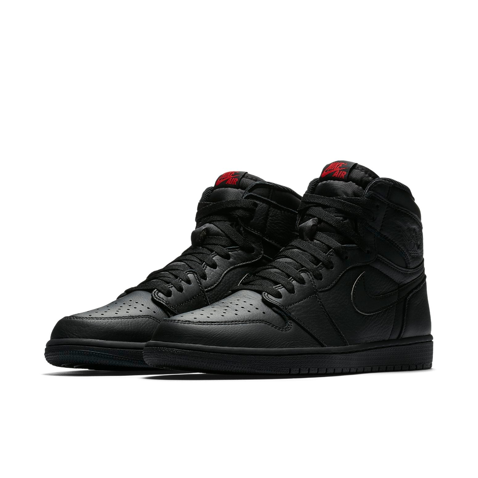 Air Jordan 1 Retro High OG 'Triple Black' 555088-022