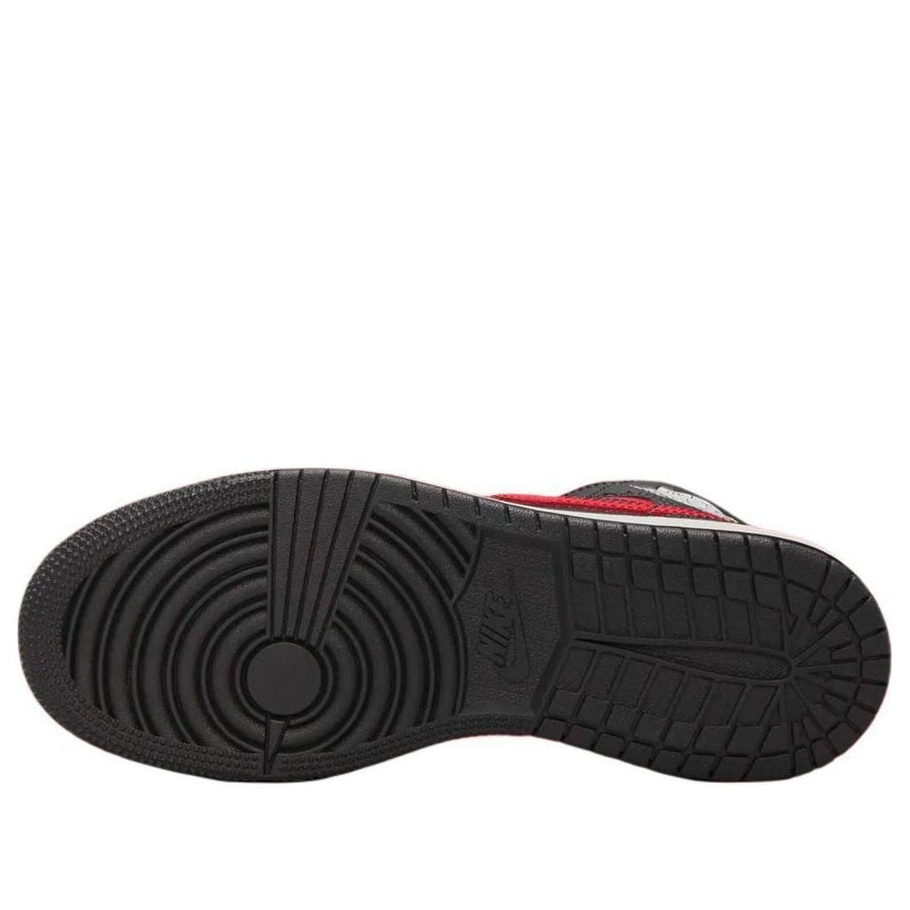 Air Jordan 1 Mid 'Bred' DQ8426-067