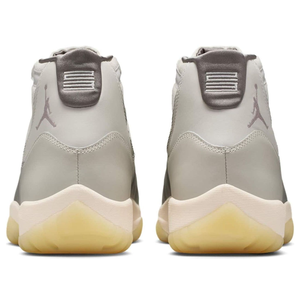 Air Jordan 11 'Tokyo' IQ3459-072