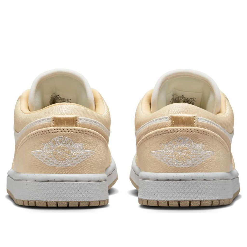 (WMNS) Air Jordan 1 Low SE 'Canvas - Team Gold' FN3722-701