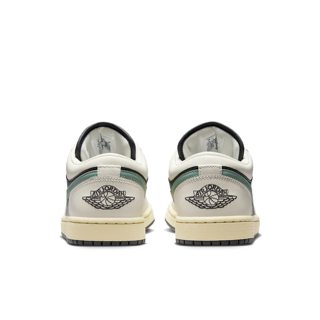 (WMNS) Air Jordan 1 Low 'Jade Smoke' DC0774-001