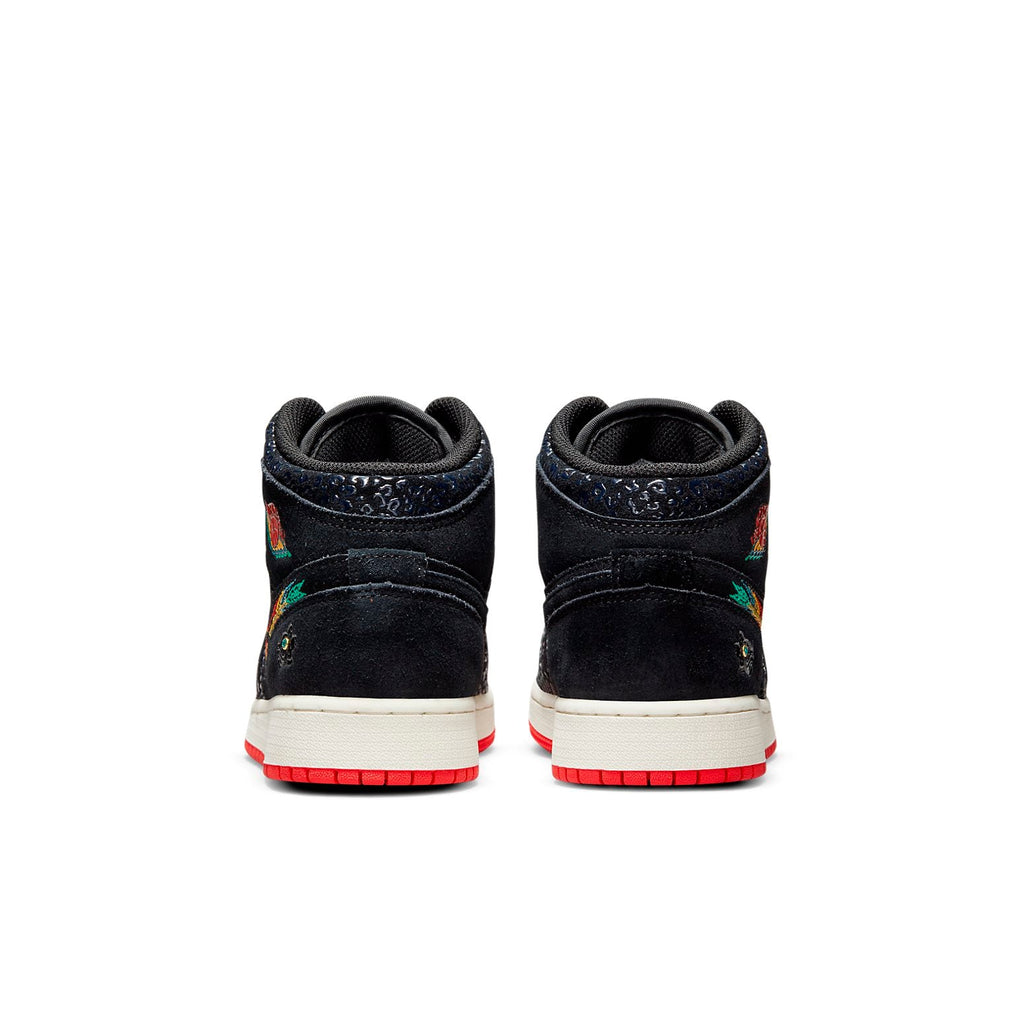 (GS) Air Jordan 1 Mid SE 'SiEMPRE Familia' DN5121-001
