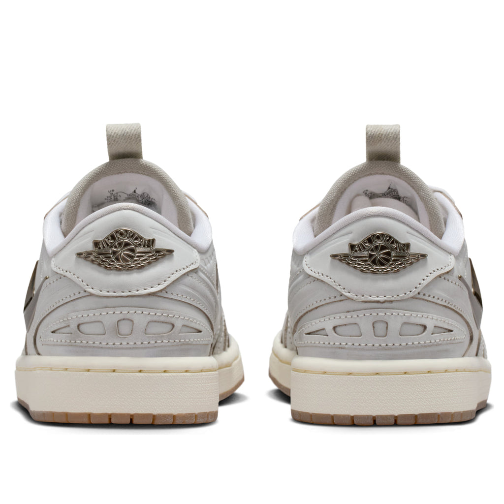 (WMNS) Air Jordan 1 Low Method Of Make v3 'Summit White' IM6662-181