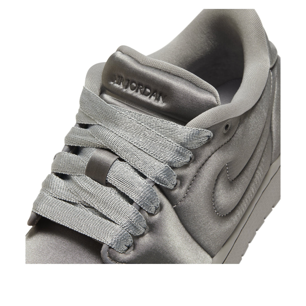 (WMNS) Air Jordan 1 Low Method of Make 'Satin Grey' HF3969-002