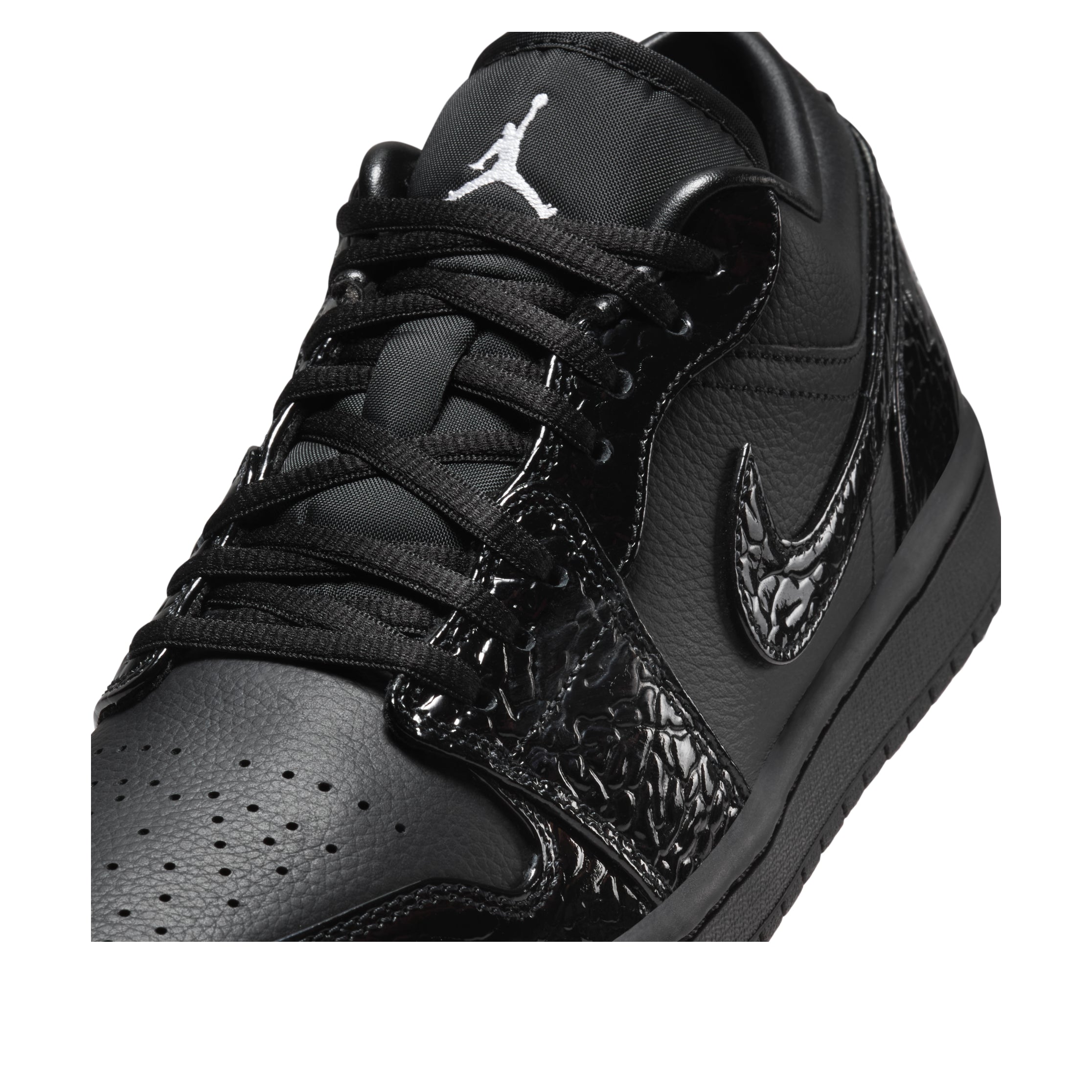 (WMNS) Air Jordan 1 Low SE 'Black Patent' HJ7743-010