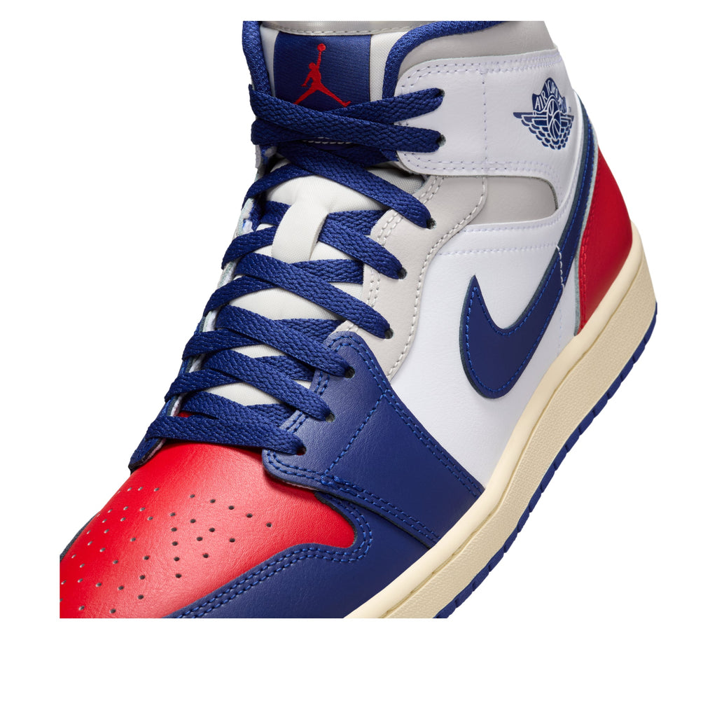 Air Jordan 1 Mid 'Rare Air' DQ8426-102