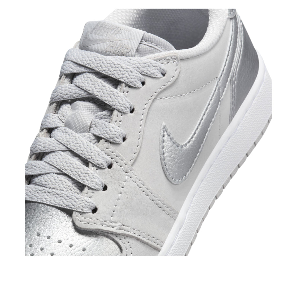 (GS) Air Jordan 1 Low OG 'Metallic Silver' CZ0858-002