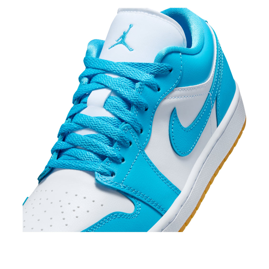 (WMNS) Air Jordan 1 Low 'White Dark Powder Blue' DC0774-104