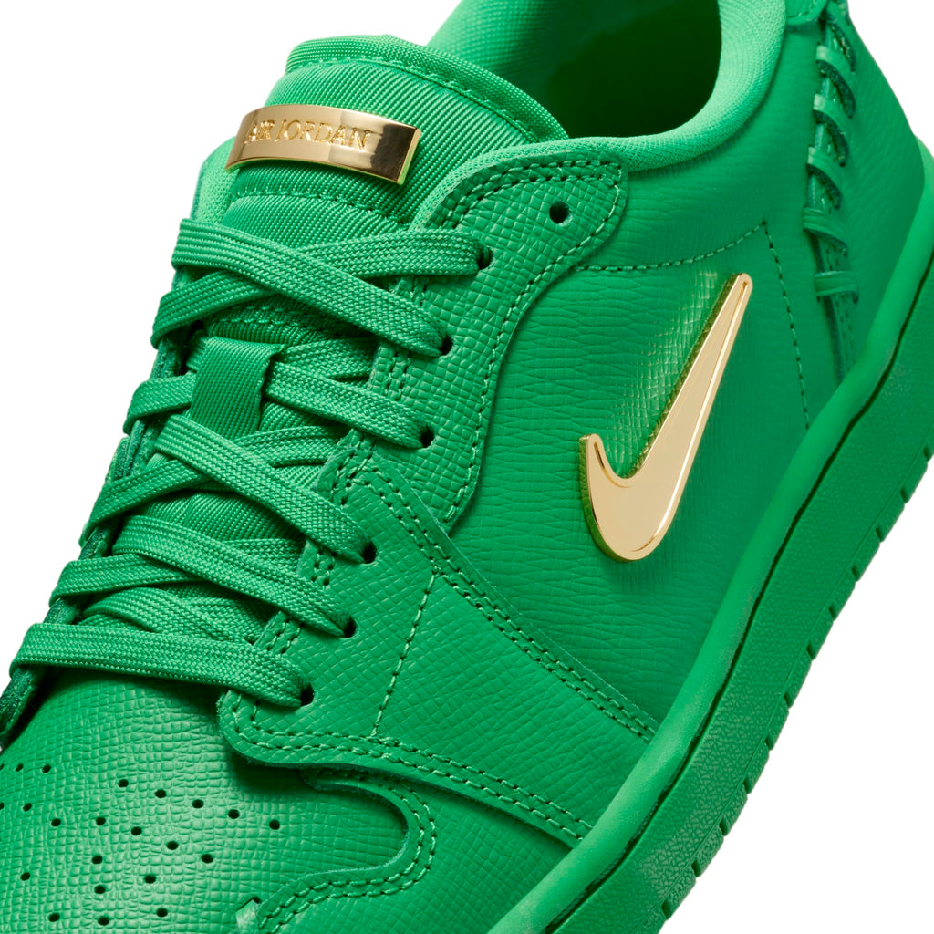 (WMNS) Air Jordan 1 Low 'Method of Make Lucky Green' FN5032-300