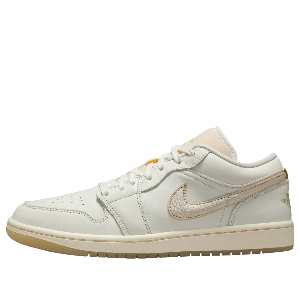 (WMNS) Air Jordan 1 Low SE 'Sail Pale Ivory Team Gold' HV5157-100